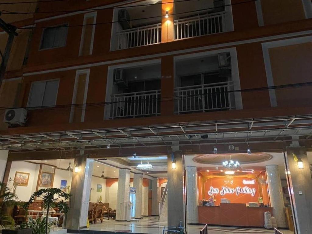 Azure Phuket Hotel Patong Exterior photo
