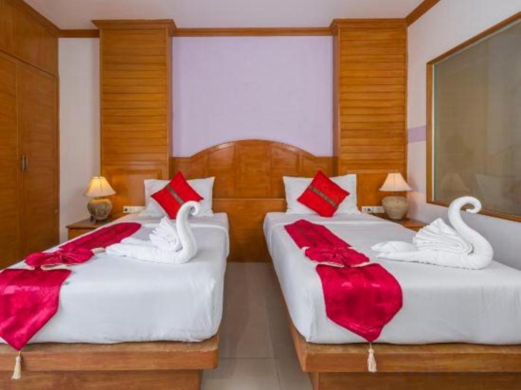 Azure Phuket Hotel Patong Exterior photo